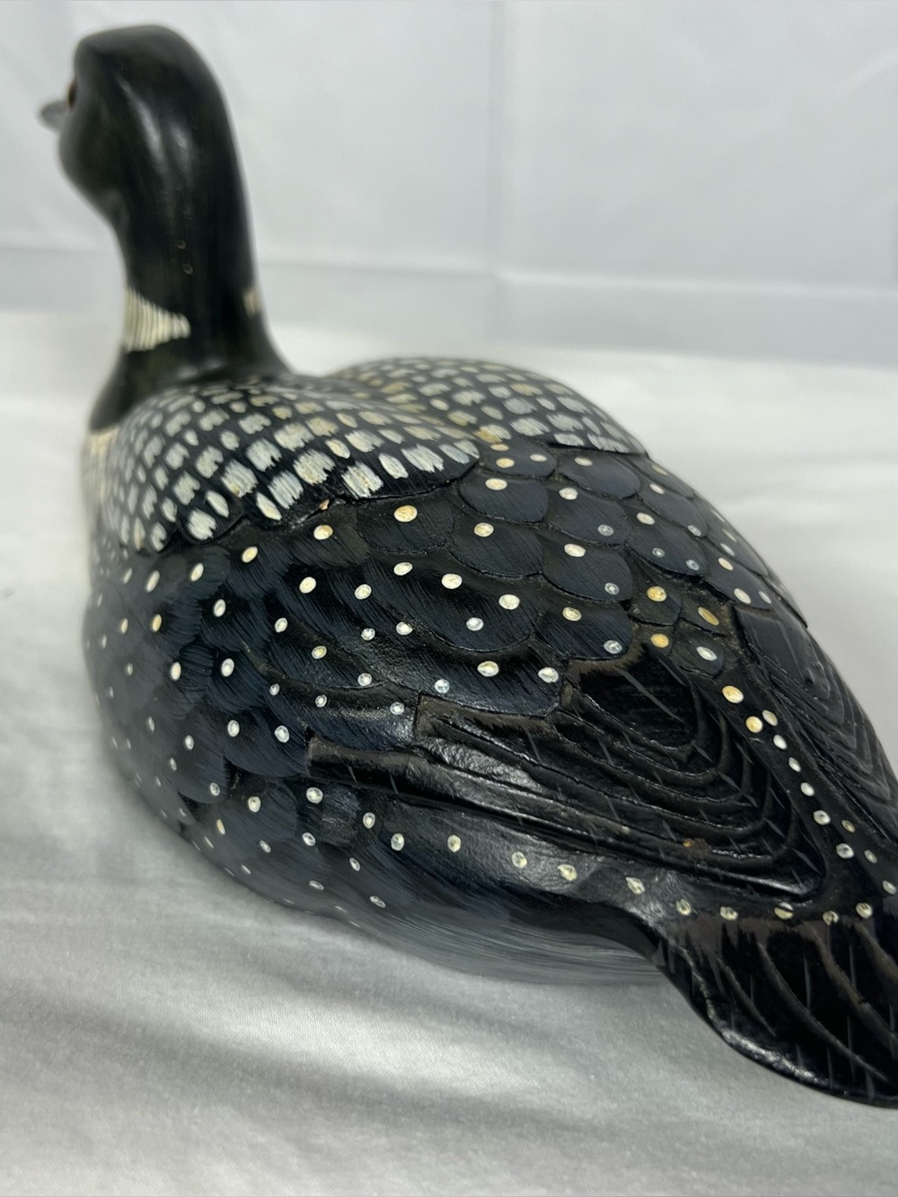 Vintage solid wood hand-painted duck. - Picture 10 of 10